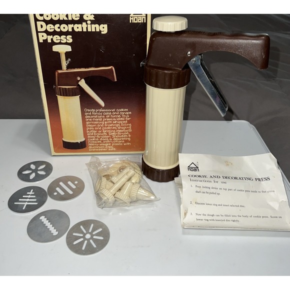 Vintage 1979 Hoan Cookie & Decorating Press 5 Discs & 6 Nozzles Missing One Disc - Picture 1 of 6